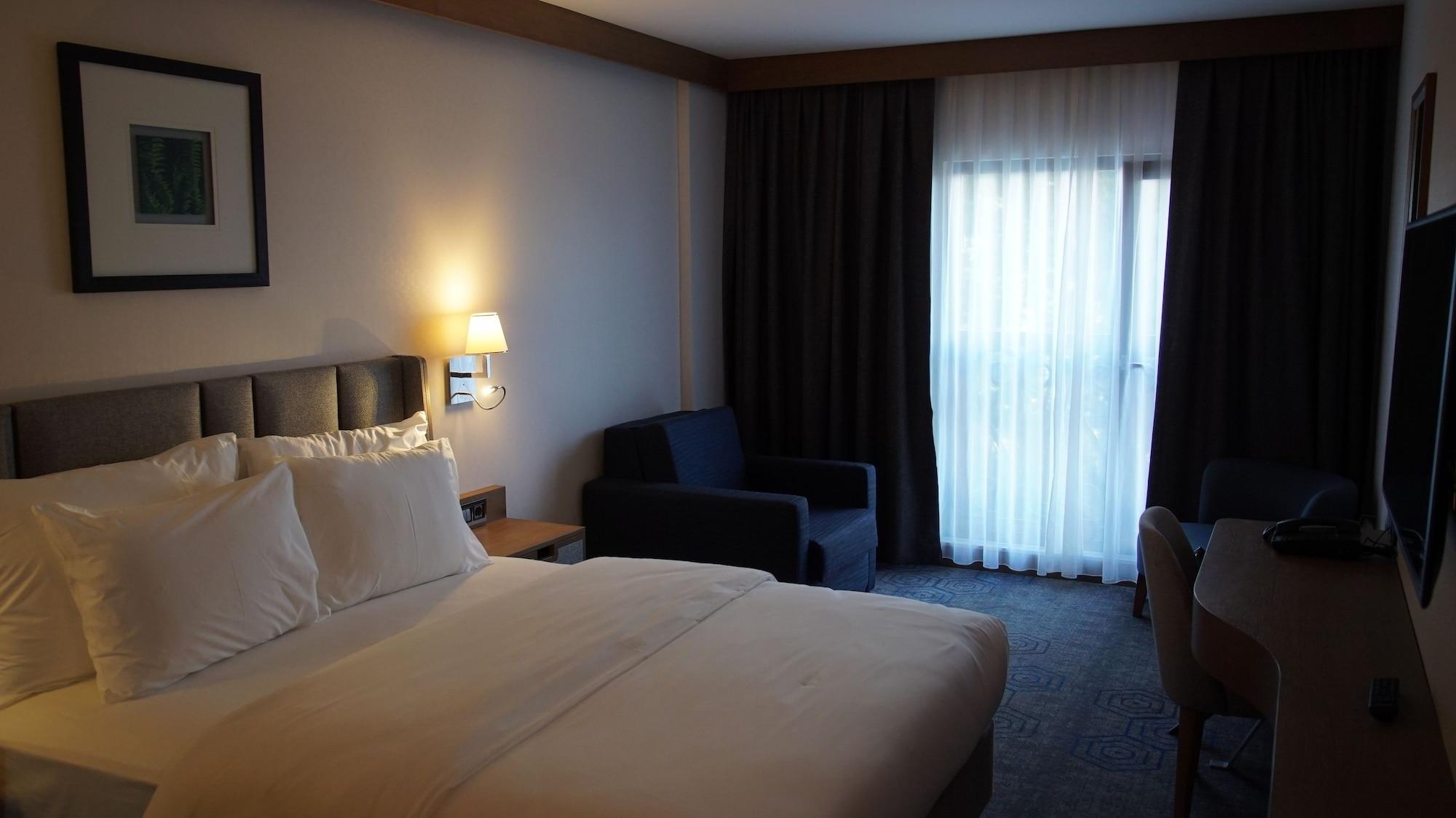 ยุกเซล อิสตันบูล เยนิกาปิ Hotel ภายนอก รูปภาพ