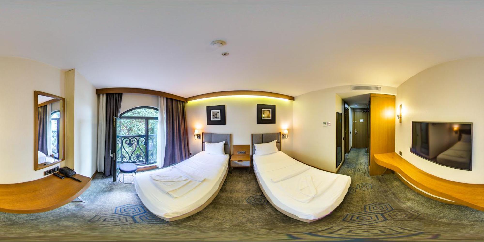 ยุกเซล อิสตันบูล เยนิกาปิ Hotel ภายนอก รูปภาพ