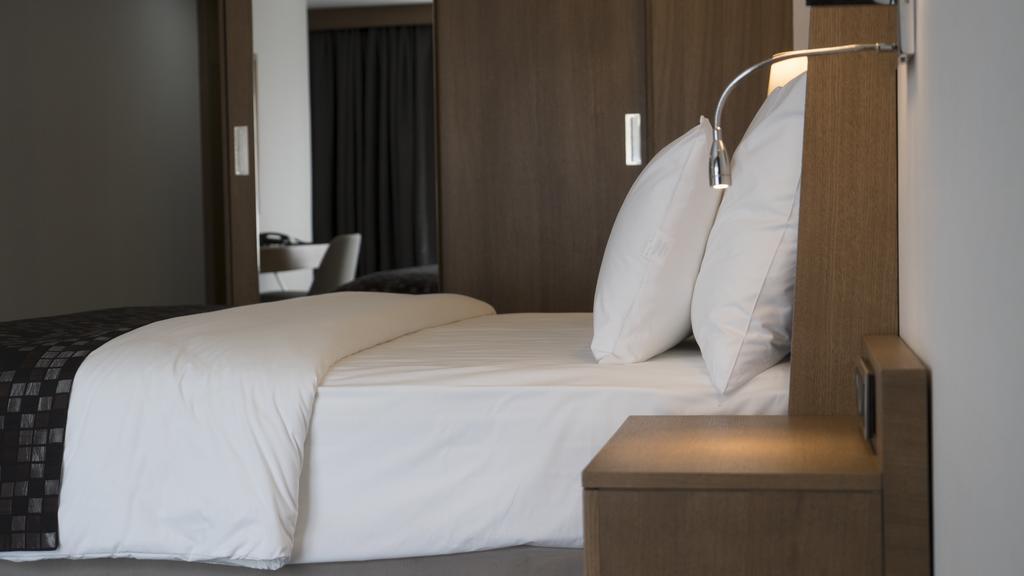 ยุกเซล อิสตันบูล เยนิกาปิ Hotel ภายนอก รูปภาพ